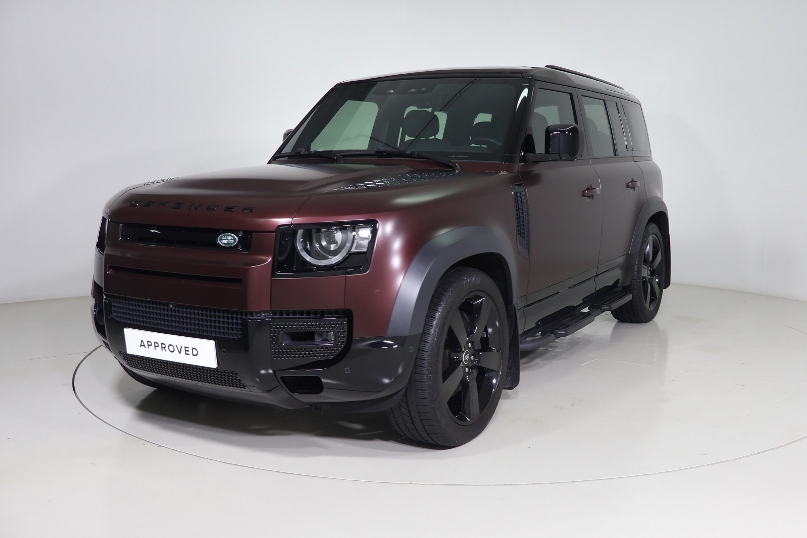 Land Rover Defender 110 Sedona 2025 in Bahrain