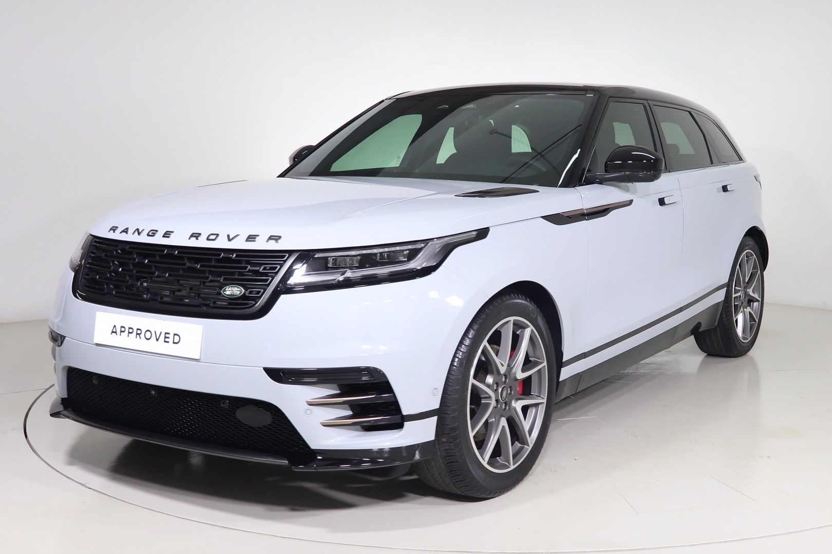 Land Rover Range Rover Velar Dynamic Se 2024 in Bahrain