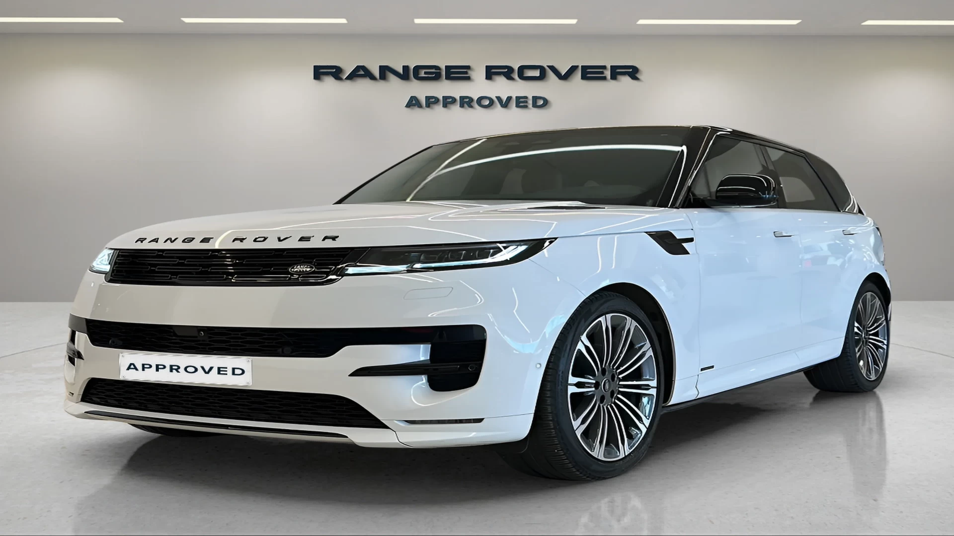 Land Rover Range Rover Sport Autobiography 2024 in Saudi Arabia