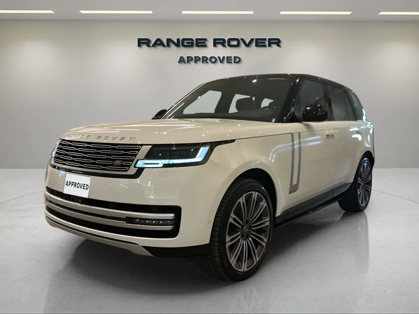 Land Rover Range Rover Autobiography 2024 in Saudi Arabia