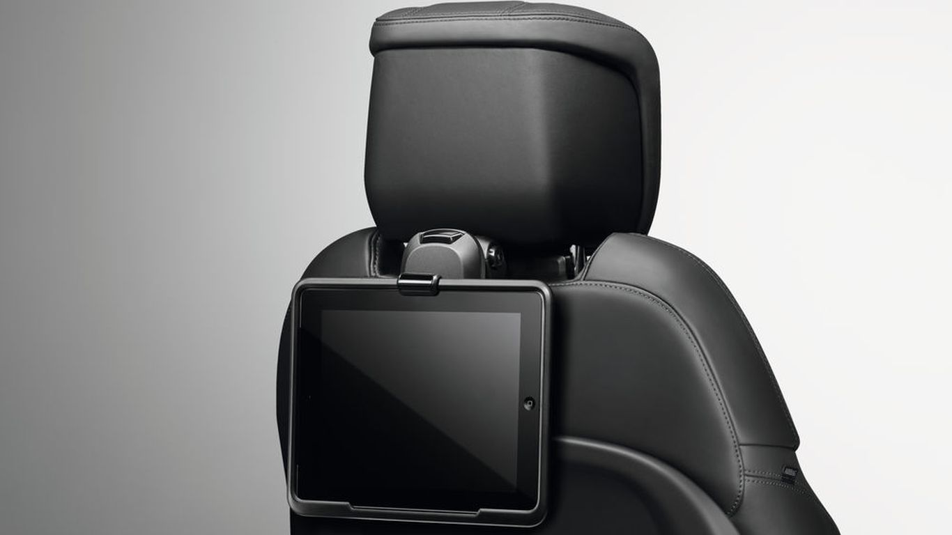 Click and Play - iPad 2 - 4 12