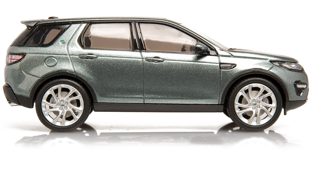 Discovery Sport 1:43 Model - Hover Image