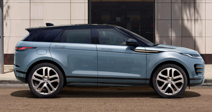 Land Rover Range Rover Evoque 2025 in Qatar