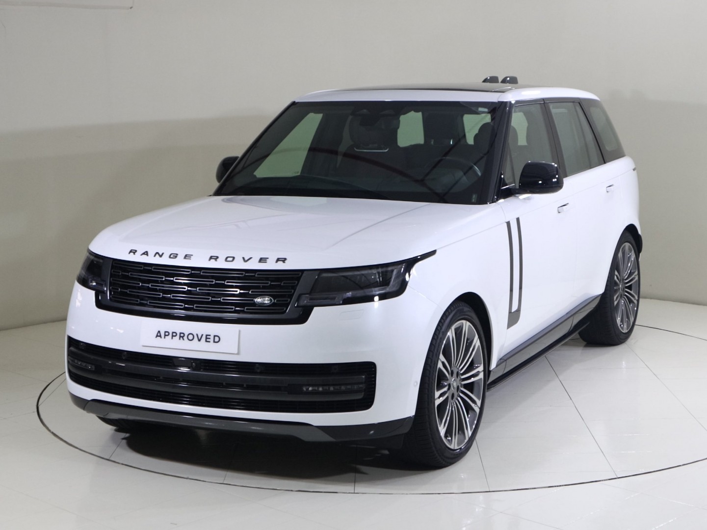 Land Rover Range Rover Hse 2024 in Uae