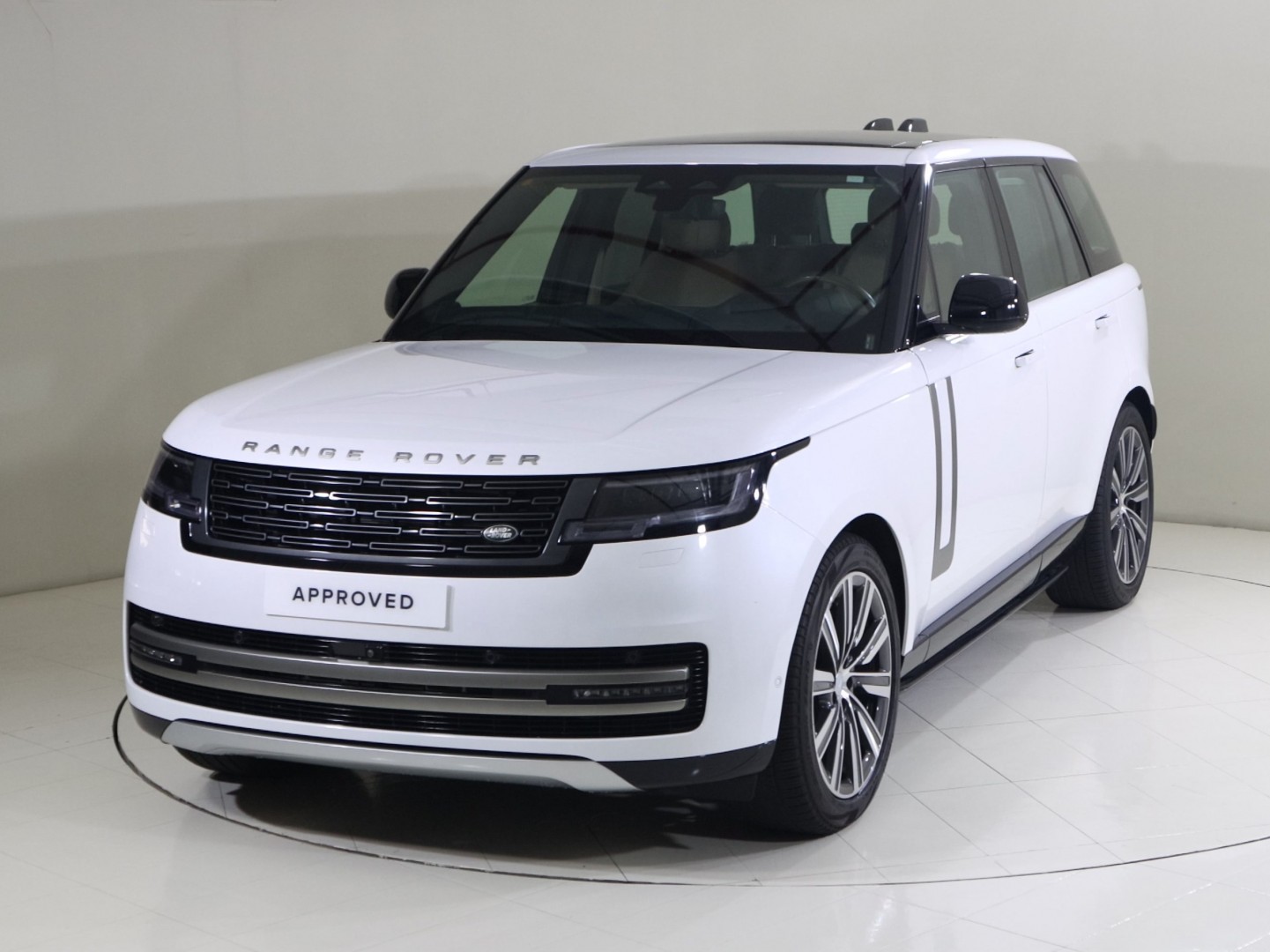 Land Rover Range Rover Hse 2024 in Uae