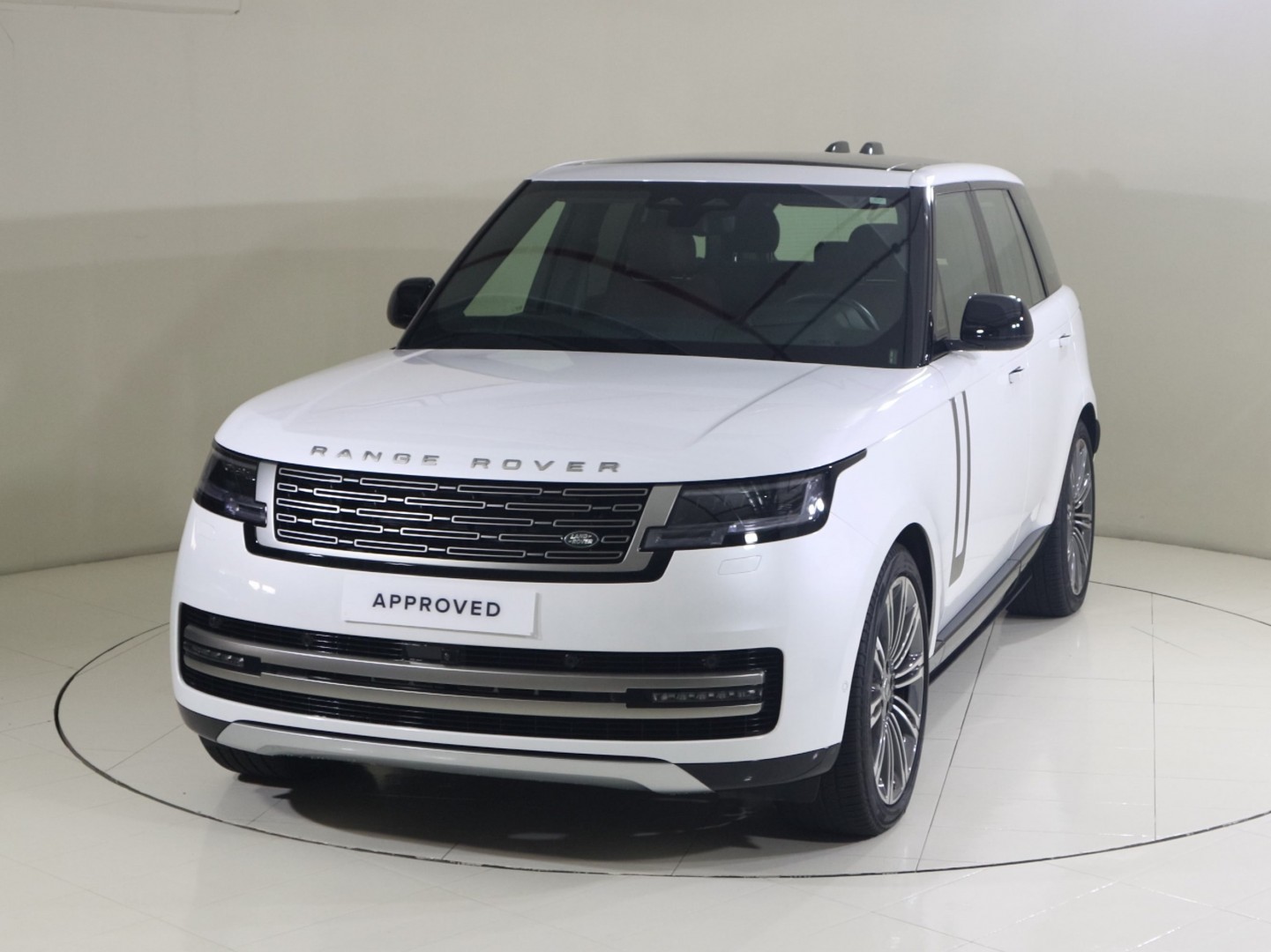 Land Rover Range Rover Hse 2024 in Uae