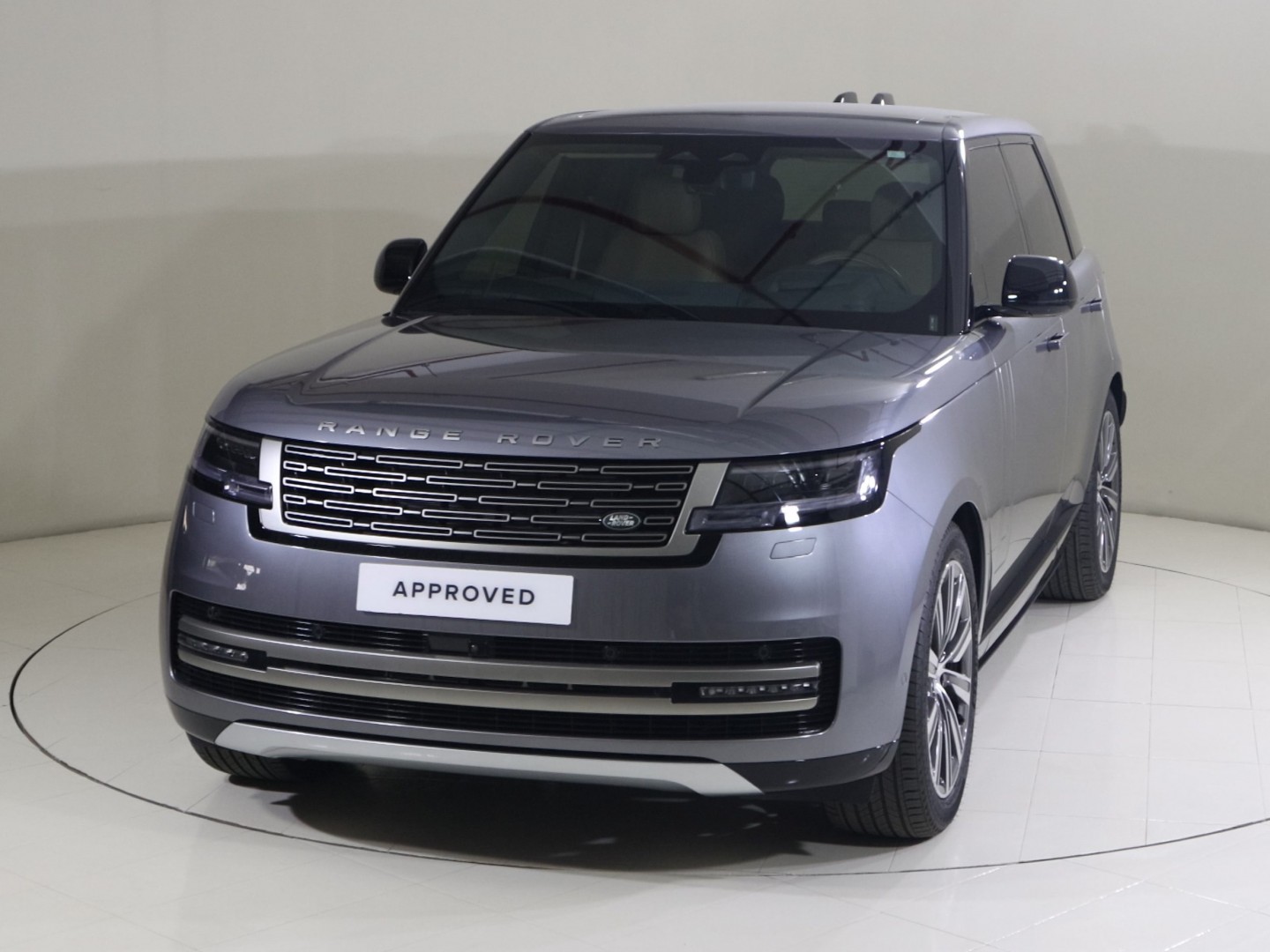 Land Rover Range Rover Range Rover Se 2025 in Uae