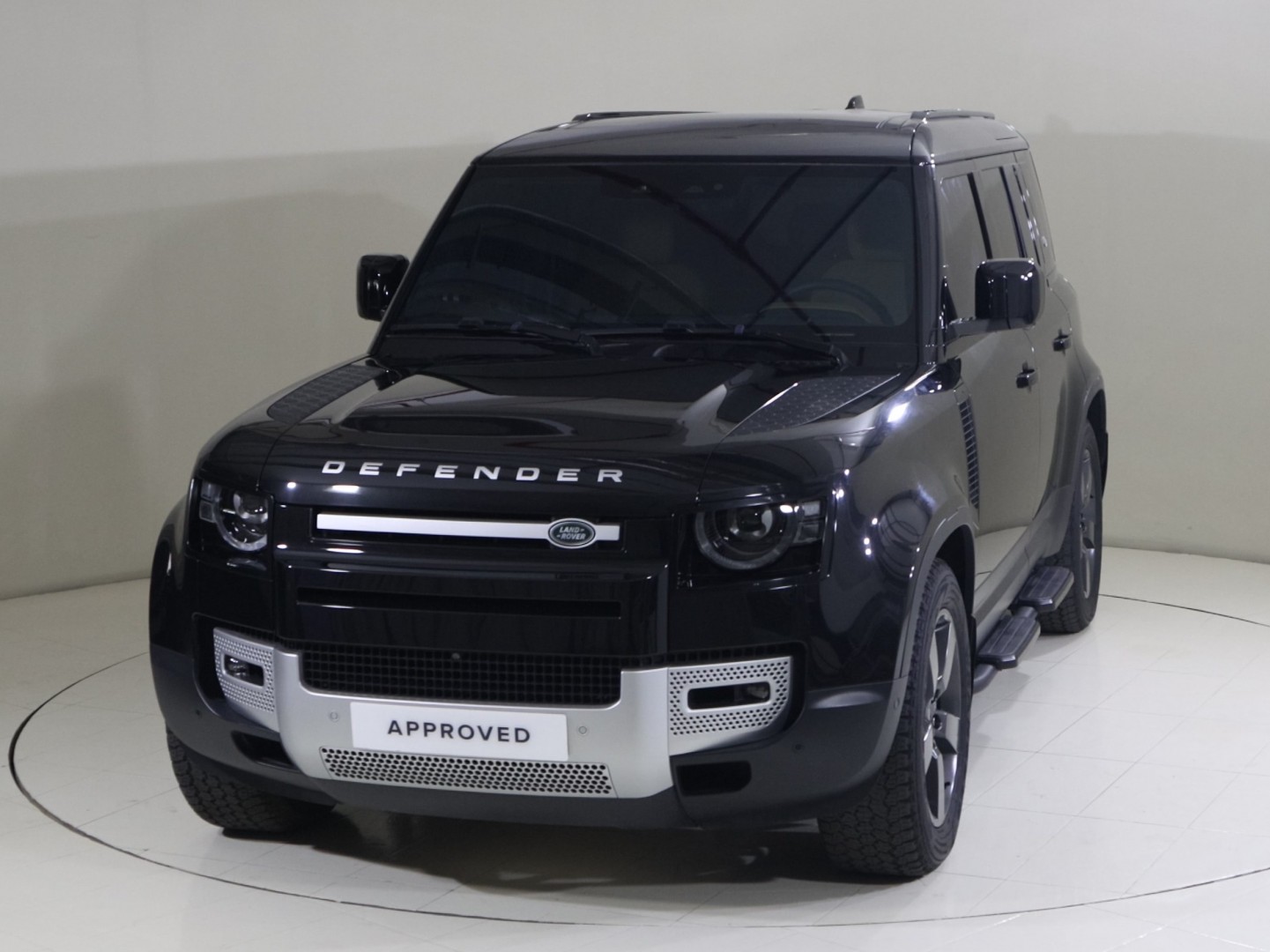 Land Rover Defender 110 Hse 2024 in Uae